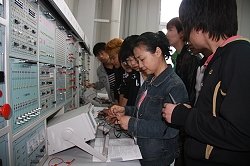 亚娱体育官方网站新人权益办学特色：